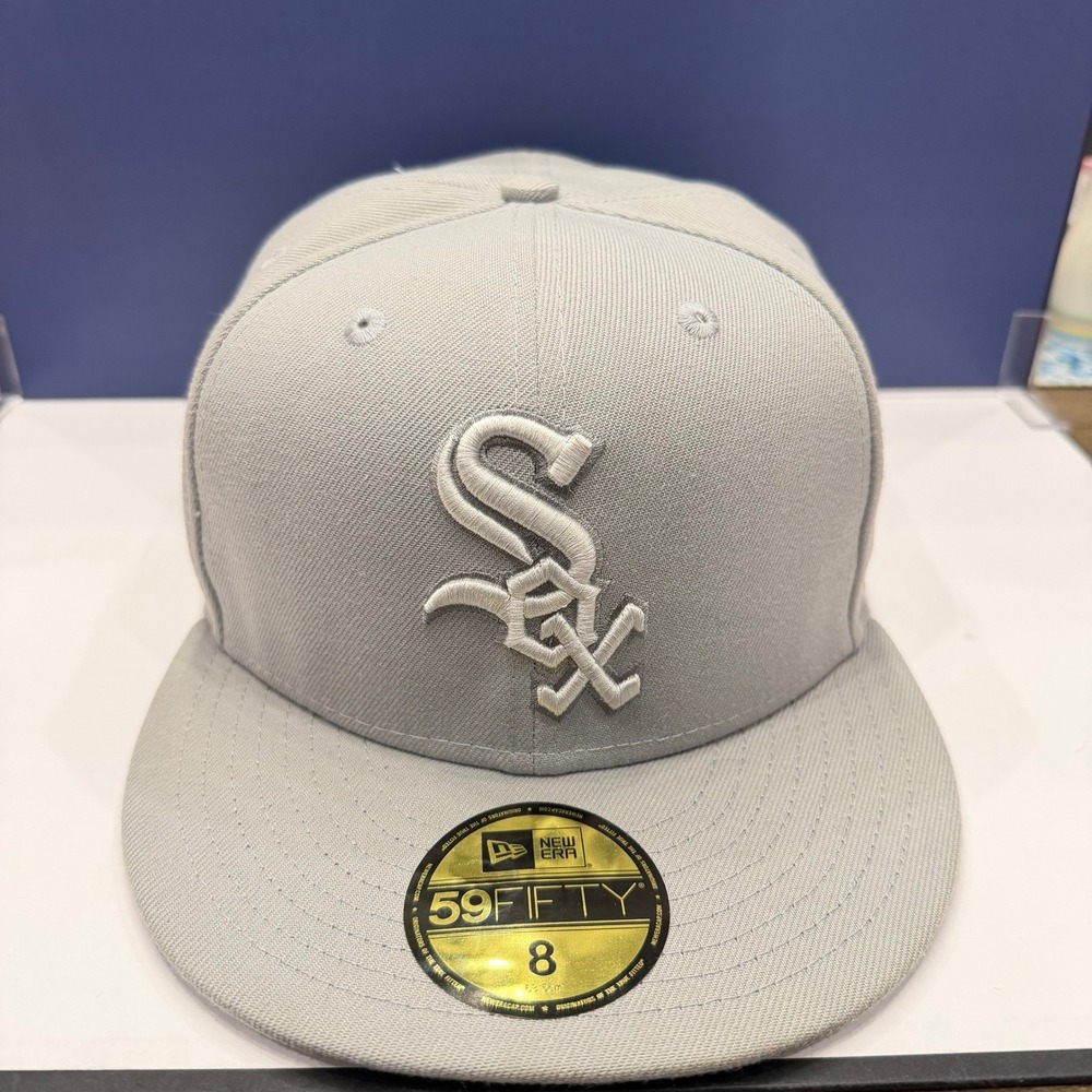 New Era Chicago White Sox Fitted Hat Mens‎ Size 8 Grey 59FIFTY Monocamo MLB Cap